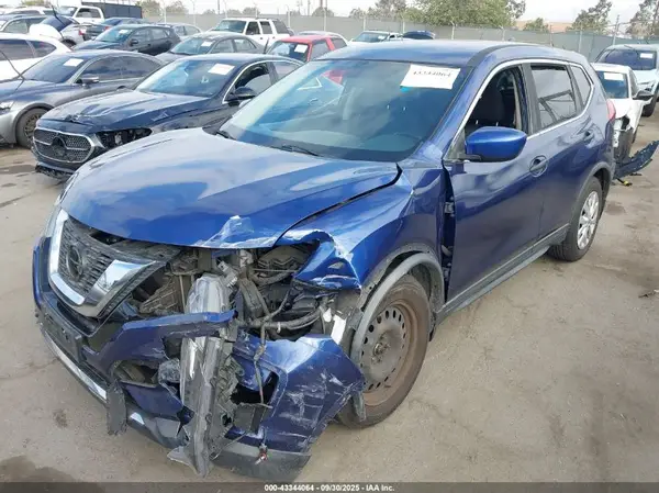 KNMAT2MT9JP619426 2018 NISSAN ROGUE - Image 2