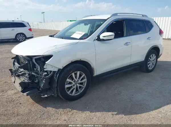 KNMAT2MT9KP510675 2019 NISSAN ROGUE - Image 2