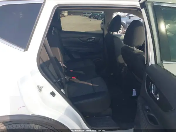 KNMAT2MT9KP510675 2019 NISSAN ROGUE - Image 8