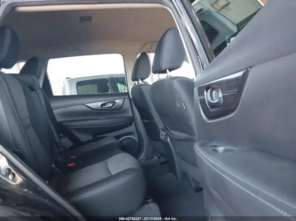 KNMAT2MT9KP513009 2019 NISSAN ROGUE - Image 8