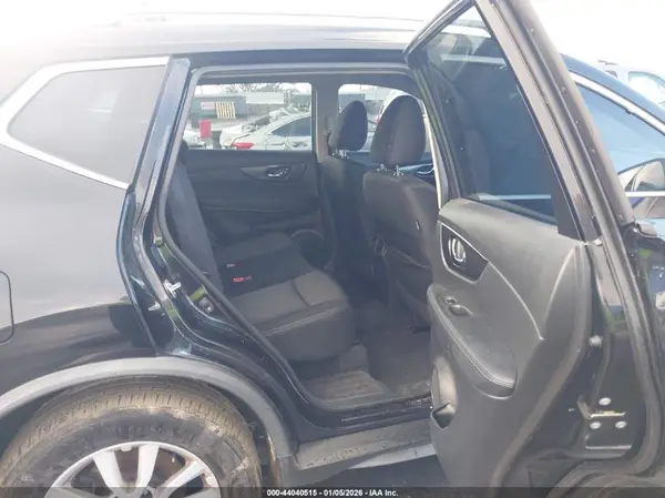 KNMAT2MT9KP513544 2019 NISSAN ROGUE - Image 8