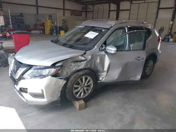 KNMAT2MT9KP516718 2019 NISSAN ROGUE - Image 2