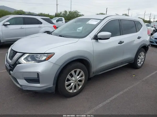 KNMAT2MT9KP519909 2019 NISSAN ROGUE - Image 2