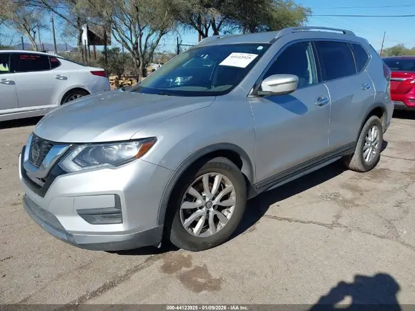 KNMAT2MT9KP525662 2019 NISSAN ROGUE - Image 2