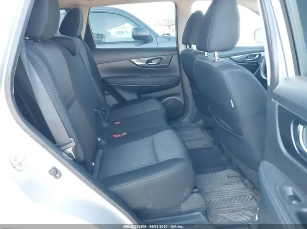 KNMAT2MT9KP542963 2019 NISSAN ROGUE - Image 8
