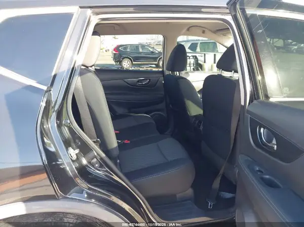 KNMAT2MT9KP547323 2019 NISSAN ROGUE - Image 8