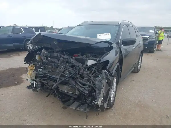 KNMAT2MT9KP559052 2019 NISSAN ROGUE - Image 2