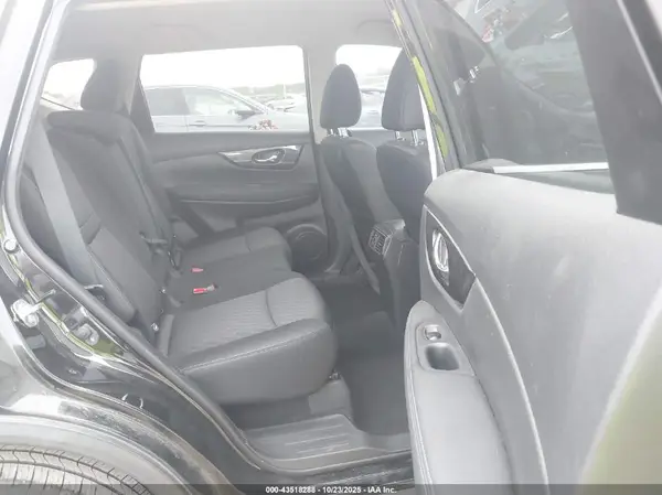 KNMAT2MT9KP559052 2019 NISSAN ROGUE - Image 8