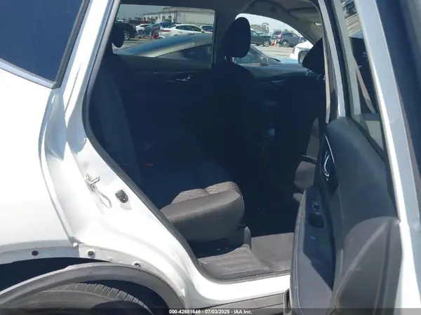 KNMAT2MT9LP509334 2020 NISSAN ROGUE - Image 8
