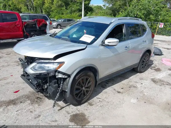 KNMAT2MT9LP517269 2020 NISSAN ROGUE - Image 2