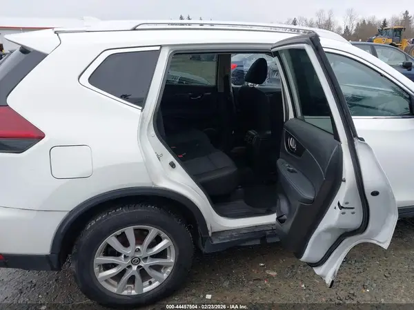 KNMAT2MT9LP536887 2020 NISSAN ROGUE - Image 8