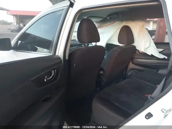 KNMAT2MTXGP592813 2016 NISSAN ROGUE - Image 8