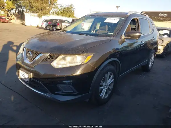 KNMAT2MTXGP595002 2016 NISSAN ROGUE - Image 2