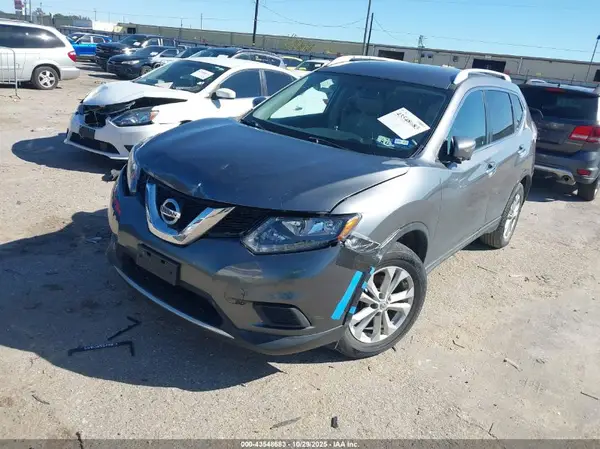 KNMAT2MTXGP600277 2016 NISSAN ROGUE - Image 2