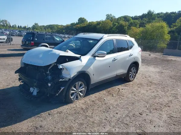 KNMAT2MTXGP602420 2016 NISSAN ROGUE - Image 2
