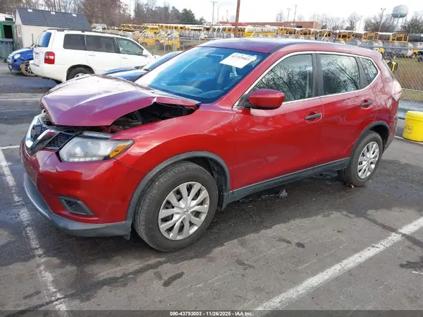 KNMAT2MTXGP611215 2016 NISSAN ROGUE - Image 2