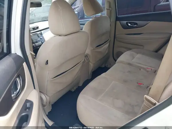 KNMAT2MTXGP612171 2016 NISSAN ROGUE - Image 8