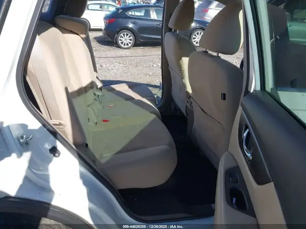 KNMAT2MTXGP614079 2016 NISSAN ROGUE - Image 8