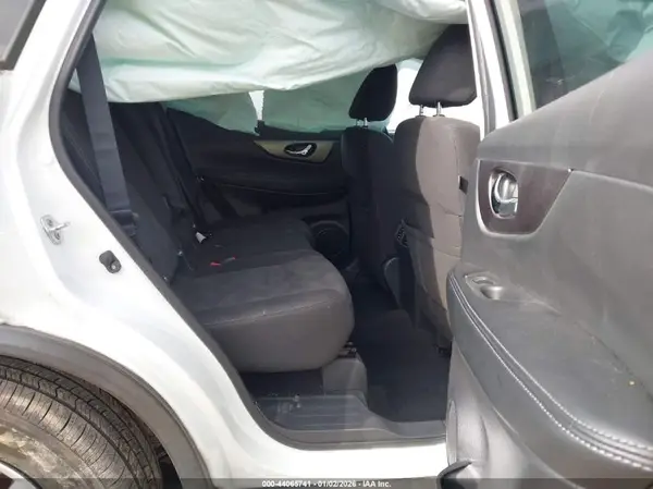 KNMAT2MTXGP626619 2016 NISSAN ROGUE - Image 8