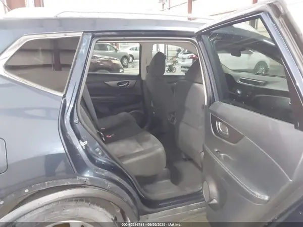 KNMAT2MTXGP651388 2016 NISSAN ROGUE - Image 8