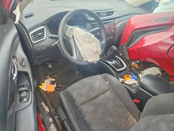 KNMAT2MTXGP681085 2016 NISSAN ROGUE - Image 8