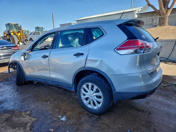 KNMAT2MTXGP681457 2016 NISSAN ROGUE - Image 2