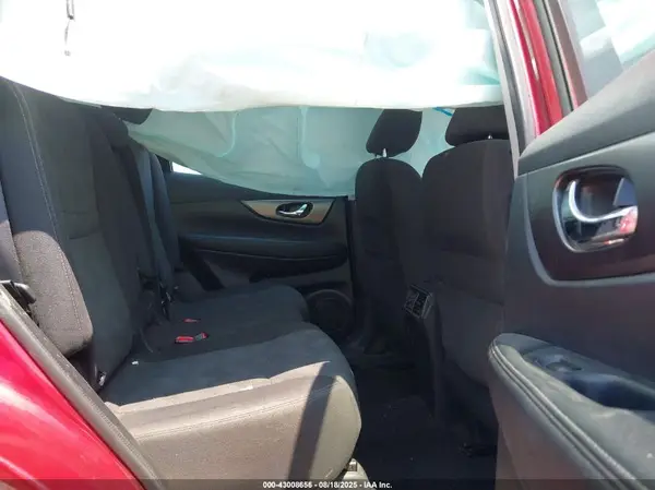 KNMAT2MTXGP700492 2016 NISSAN ROGUE - Image 8