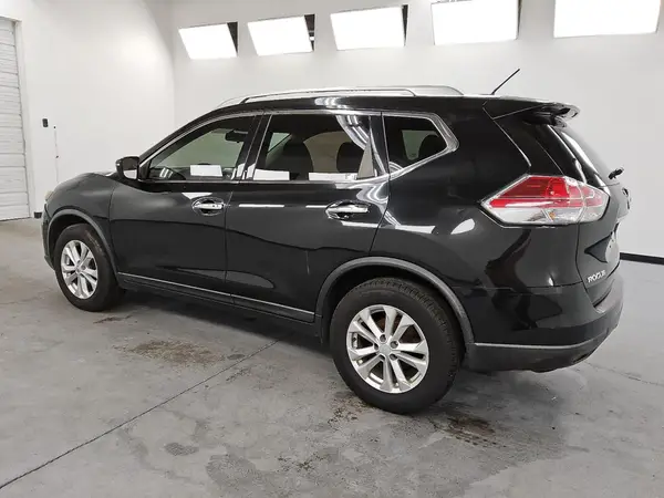 KNMAT2MTXGP709676 2016 NISSAN ROGUE - Image 2