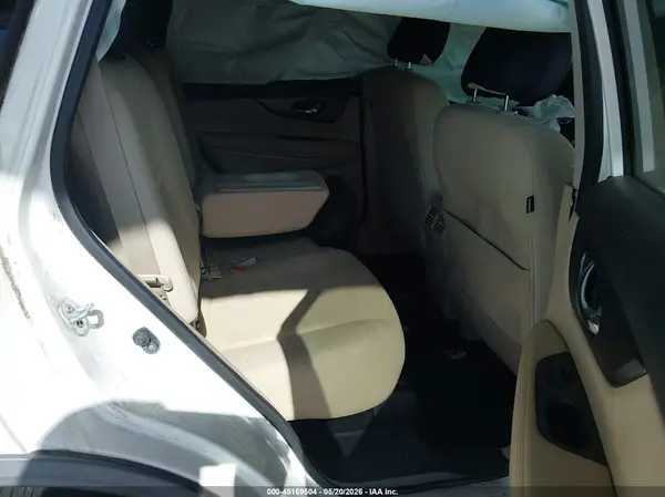 KNMAT2MTXGP710035 2016 NISSAN ROGUE - Image 8