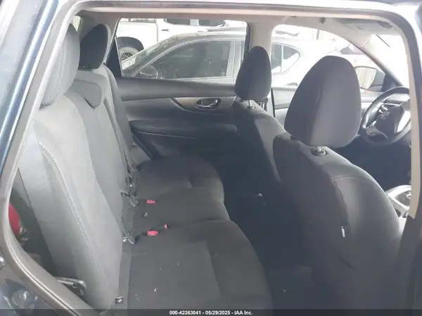 KNMAT2MTXGP715400 2016 NISSAN ROGUE - Image 8