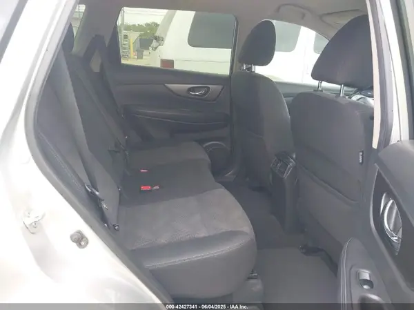 KNMAT2MTXGP722752 2016 NISSAN ROGUE - Image 8