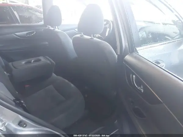 KNMAT2MTXGP723707 2016 NISSAN ROGUE - Image 8