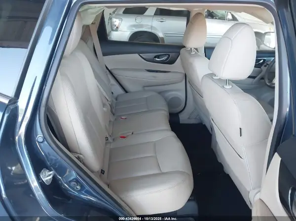 KNMAT2MTXGP726073 2016 NISSAN ROGUE - Image 8