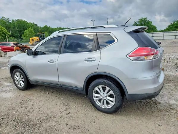 KNMAT2MTXGP736490 2016 NISSAN ROGUE - Image 2