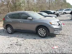 KNMAT2MTXHP500262 2017 NISSAN ROGUE