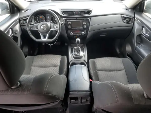 KNMAT2MTXHP500827 2017 NISSAN ROGUE - Image 8