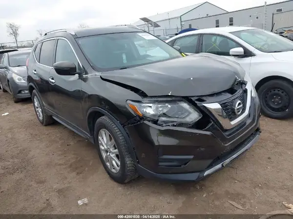 KNMAT2MTXHP501072 2017 NISSAN ROGUE - Image 1