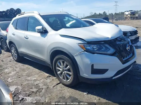 KNMAT2MTXHP501153 2017 NISSAN ROGUE - Image 1