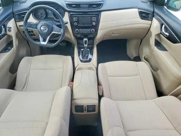 KNMAT2MTXHP503694 2017 NISSAN ROGUE - Image 8