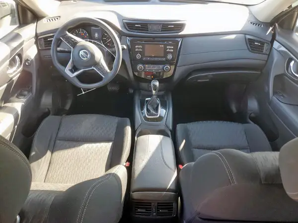 KNMAT2MTXHP507776 2017 NISSAN ROGUE - Image 8