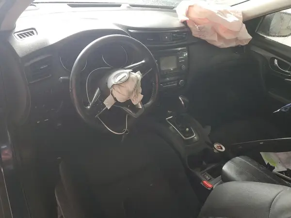 KNMAT2MTXHP509849 2017 NISSAN ROGUE - Image 8