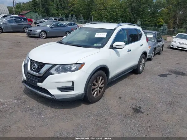 KNMAT2MTXHP512444 2017 NISSAN ROGUE - Image 2