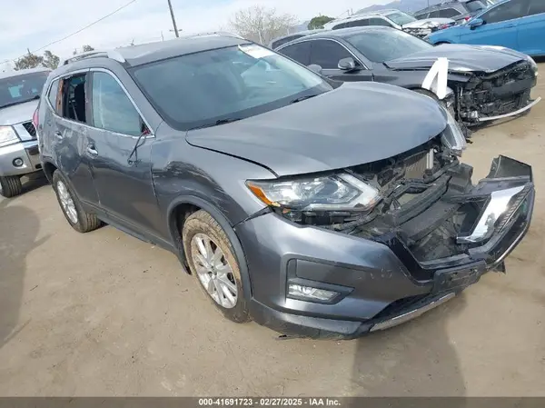 KNMAT2MTXHP519331 2017 NISSAN ROGUE - Image 1