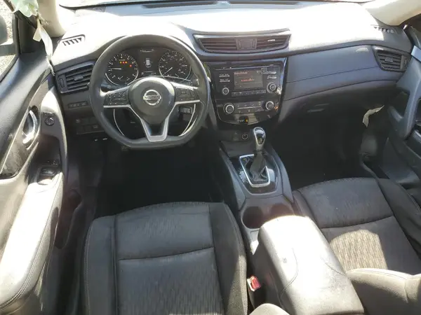 KNMAT2MTXHP524609 2017 NISSAN ROGUE - Image 8