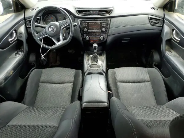 KNMAT2MTXHP525307 2017 NISSAN ROGUE - Image 8