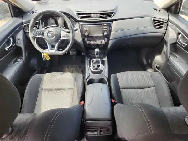 KNMAT2MTXHP529163 2017 NISSAN ROGUE - Image 8