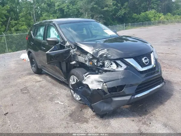 KNMAT2MTXHP532435 2017 NISSAN ROGUE - Image 1
