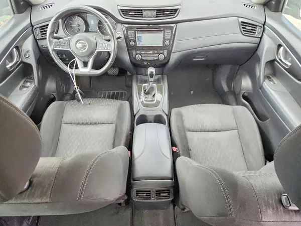 KNMAT2MTXHP533326 2017 NISSAN ROGUE - Image 8