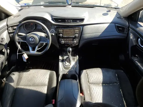 KNMAT2MTXHP537215 2017 NISSAN ROGUE - Image 8