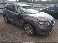 KNMAT2MTXHP546819 2017 NISSAN ROGUE
